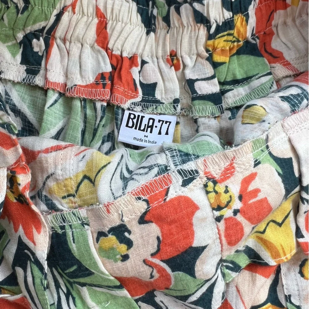 Bila-77 Floral Women's Shorts Floral. Size Medium. Tie detail.